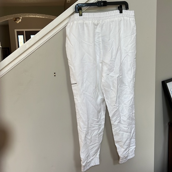 KARL LAGERFELD PARIS Linen Straight Leg Drawstring Joggers - Picture 5 of 12